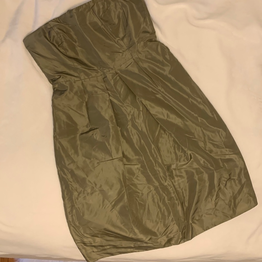 Beautiful silk J Crew dress sz 0. Army green